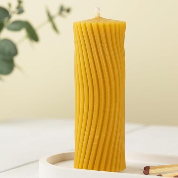 NIB New Hive Joy 100% Organic Honey Beeswax Twisted Pillar Candle Natural Clean - Picture 5 of 12